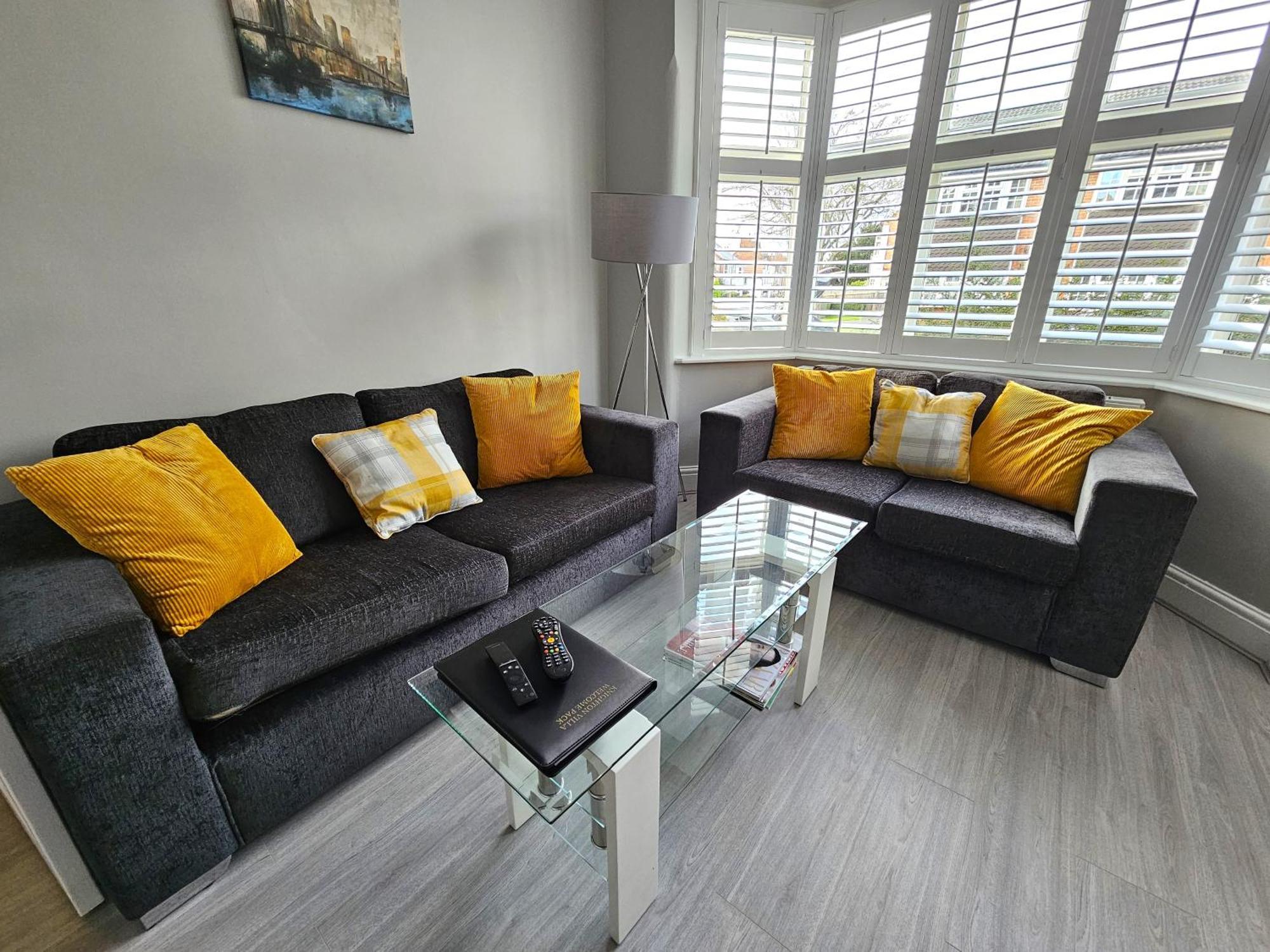 Knighton Villa Leicester Exteriér fotografie